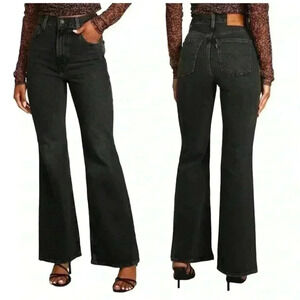 New with tags Levi’s high rise black 70s high flare jeans in size 34